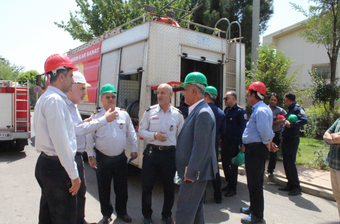 بازدید مدیرعامل سازمان آتش‌نشانی و خدمات ایمنی استان کرمانشاه از نیروگاه زاگرس کوثر