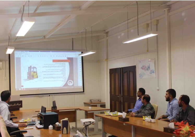 برگزاری دوره آموزشی ایمنی کار با لیفتراک