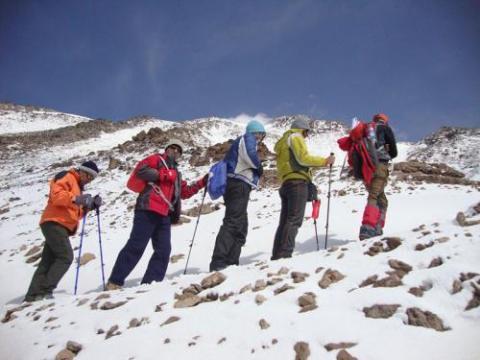 صعود تیم کوهنوردی نیروگاه زاگرس کوثر به بام ایران ، قله دماوند 